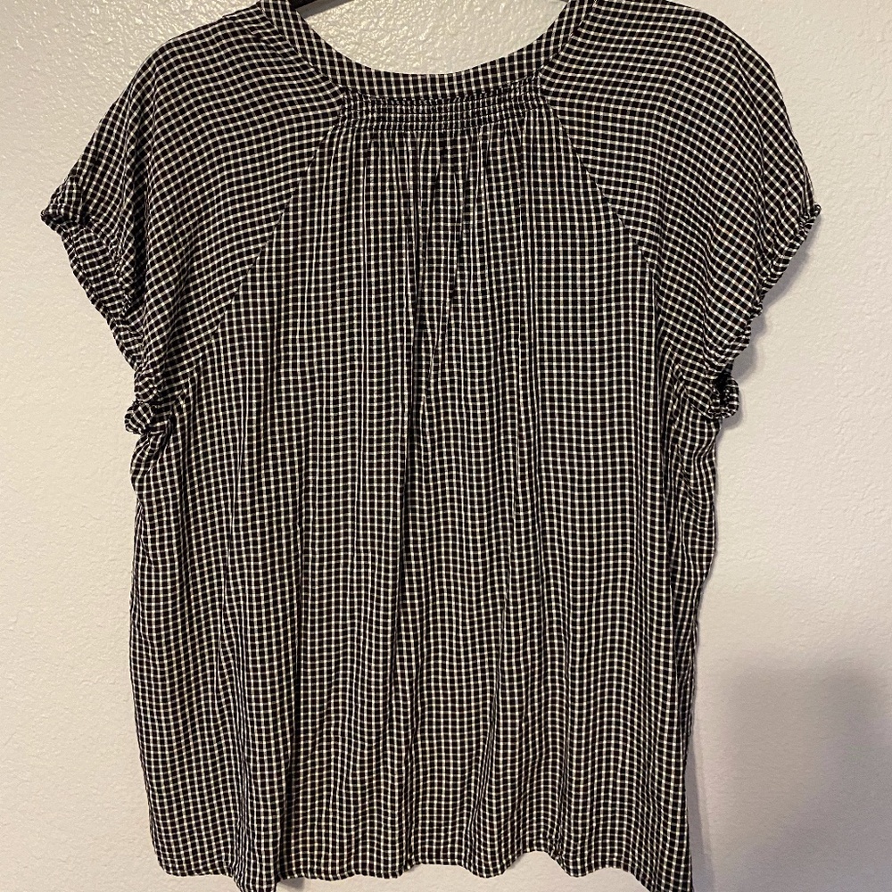OLD NAVY black and white checkered shirt
